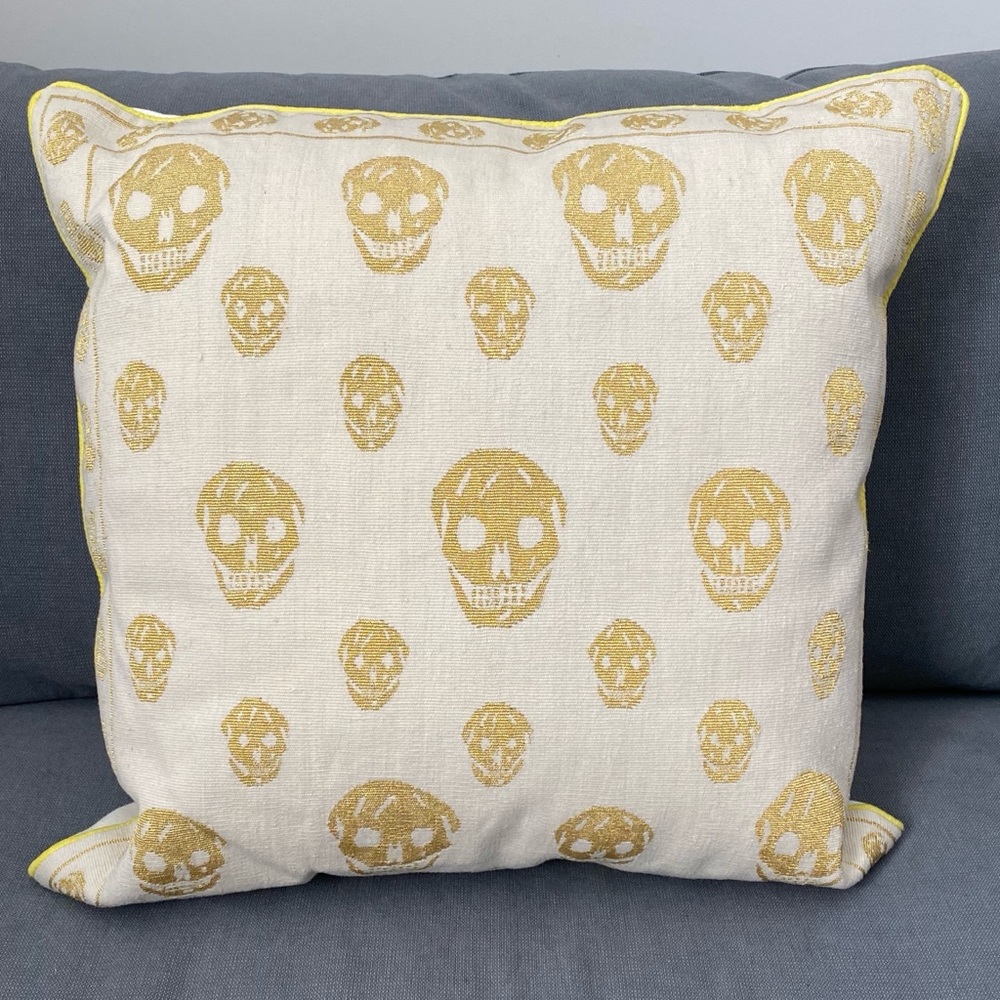 Alexander McQueen Tapestry Skull CushionCover Gold